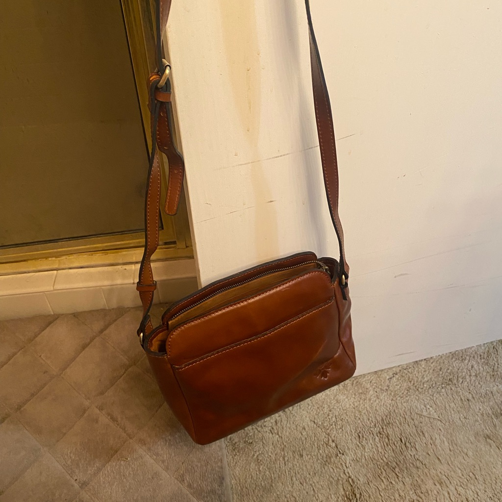 Patricia Nash Women’s Tan Brown Leather Messenger Crossbody